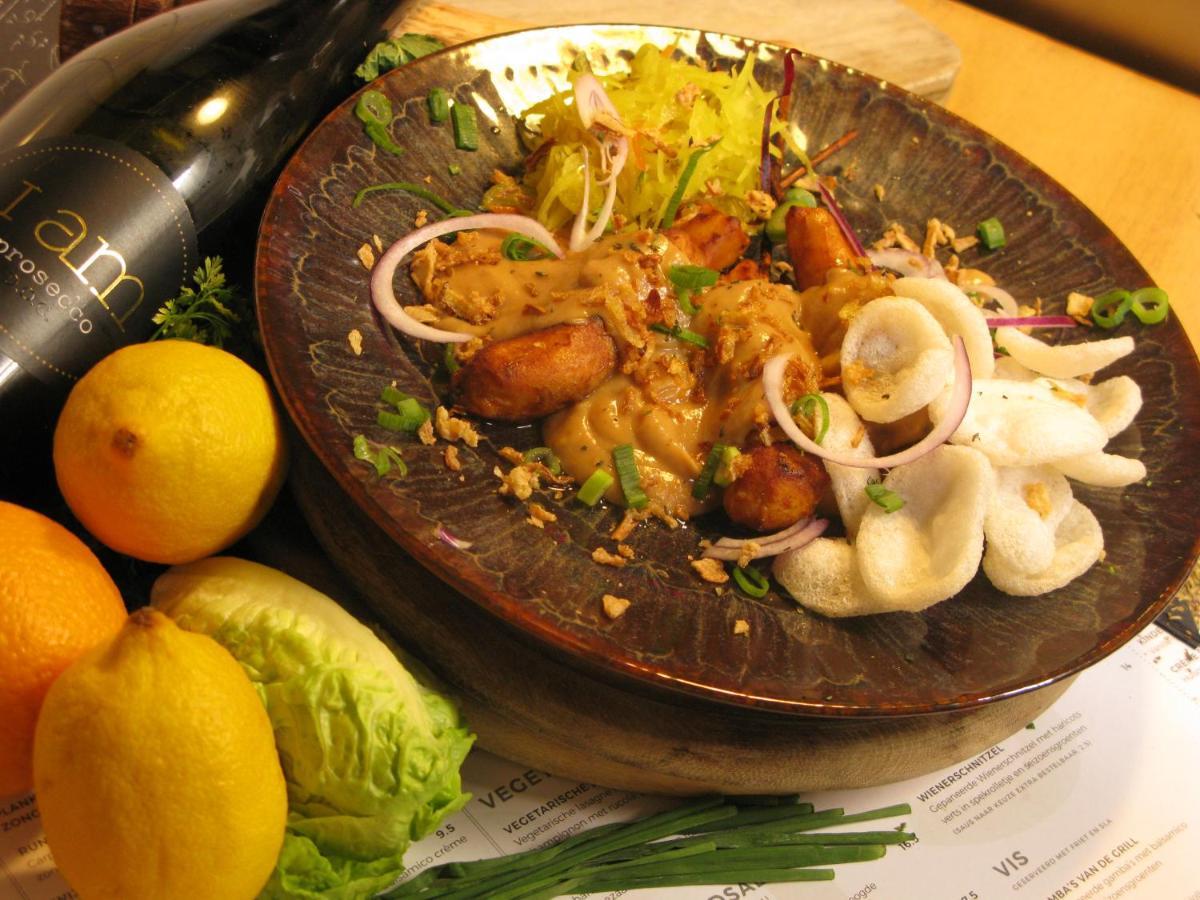 Le Bistro *
